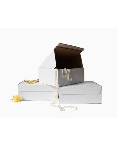 10x8x4 White Self Seal Folding Boxes